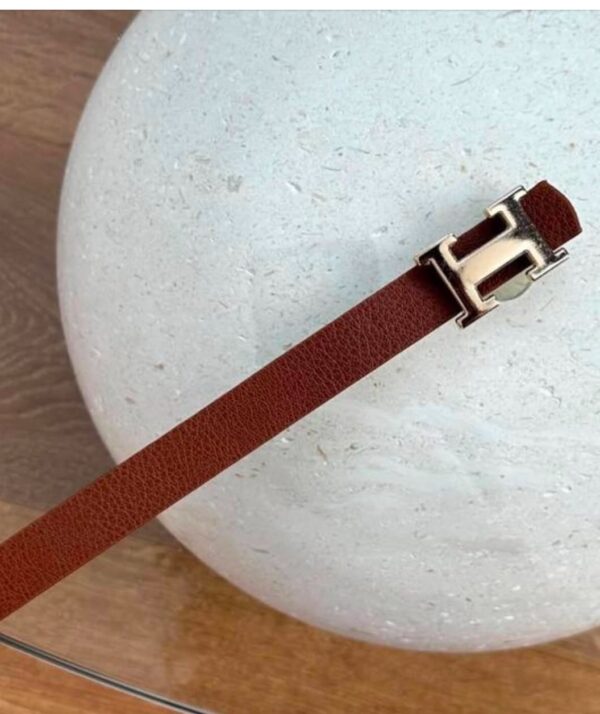 H camel belt
