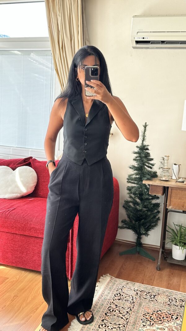 Linen Black Strapped Pants