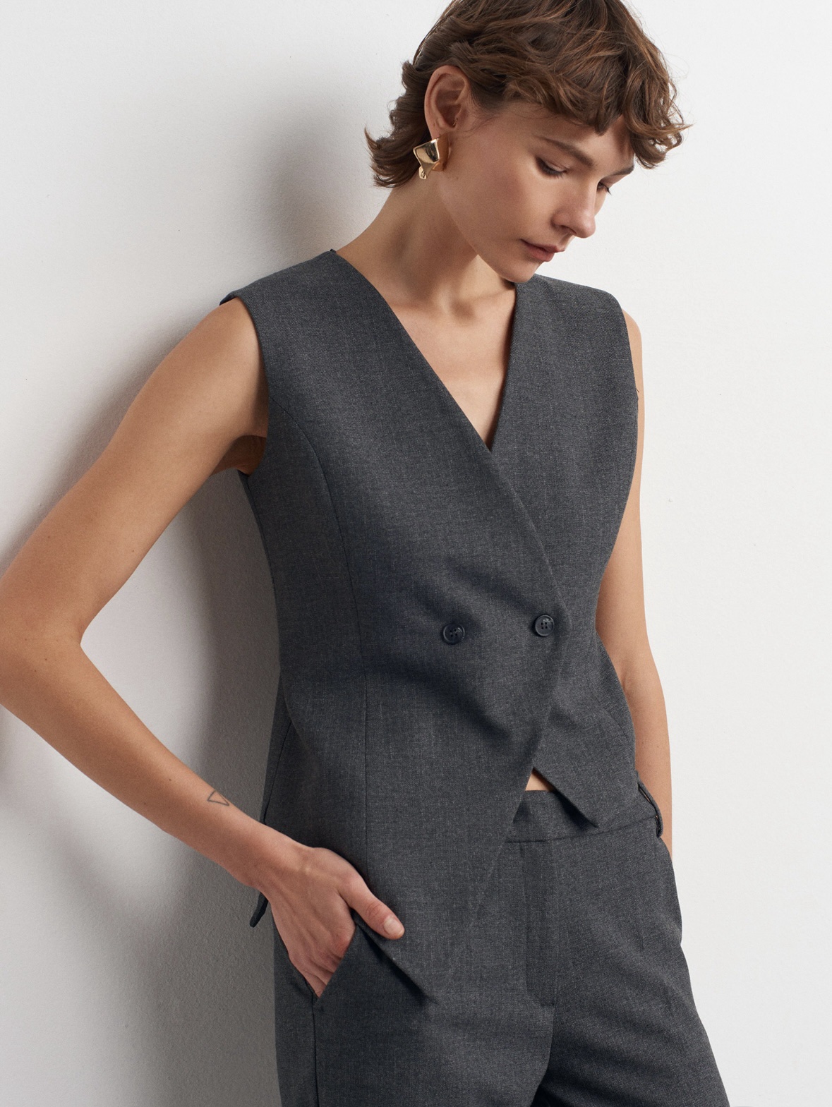 Asymmetric Charcoal Vest - Image 4
