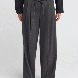 Relaxed Pleated Straight-Leg Pants – Charcoal Grey
