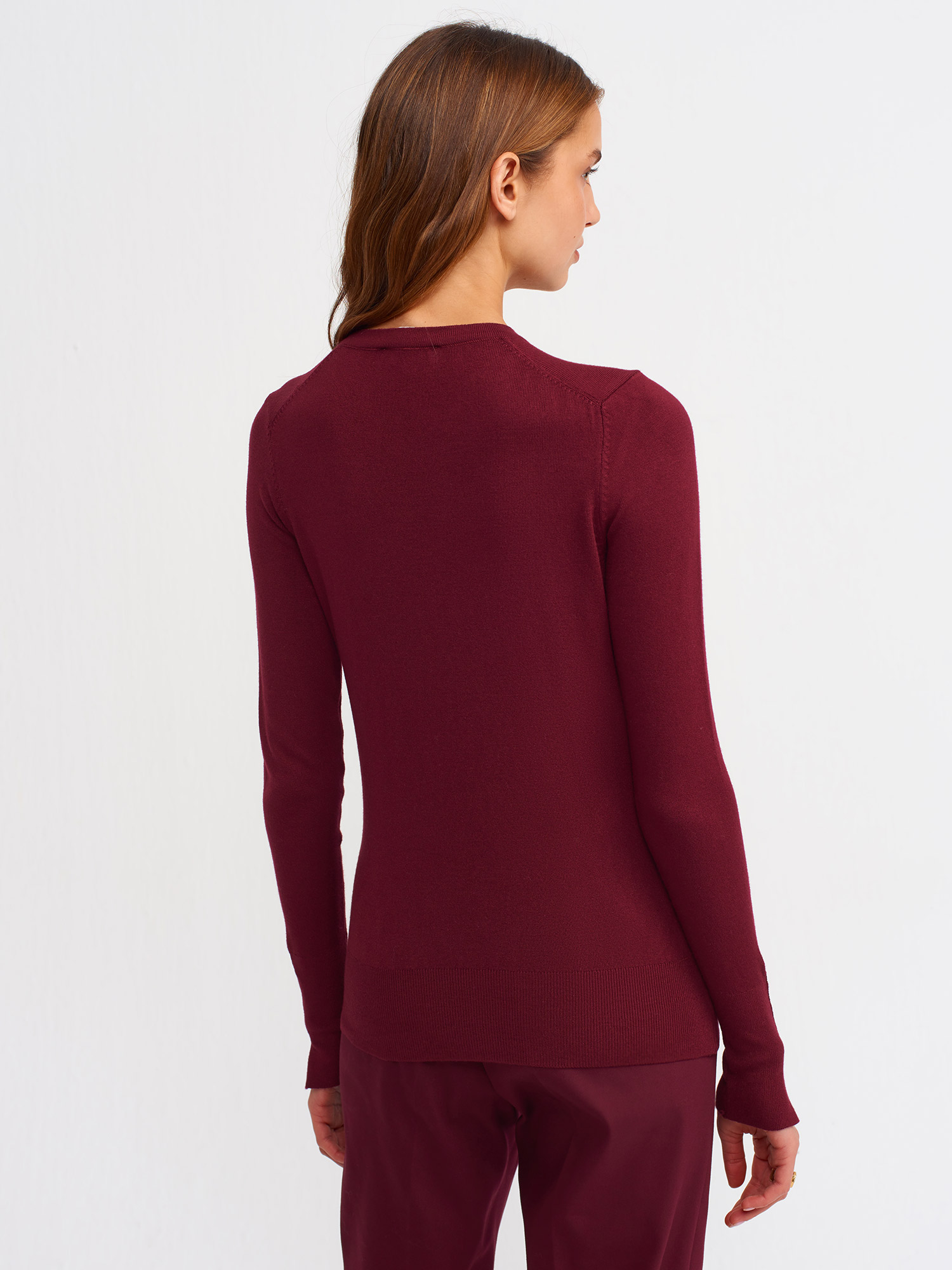 Button-Sleeve crew neck-soft cherry - Image 4