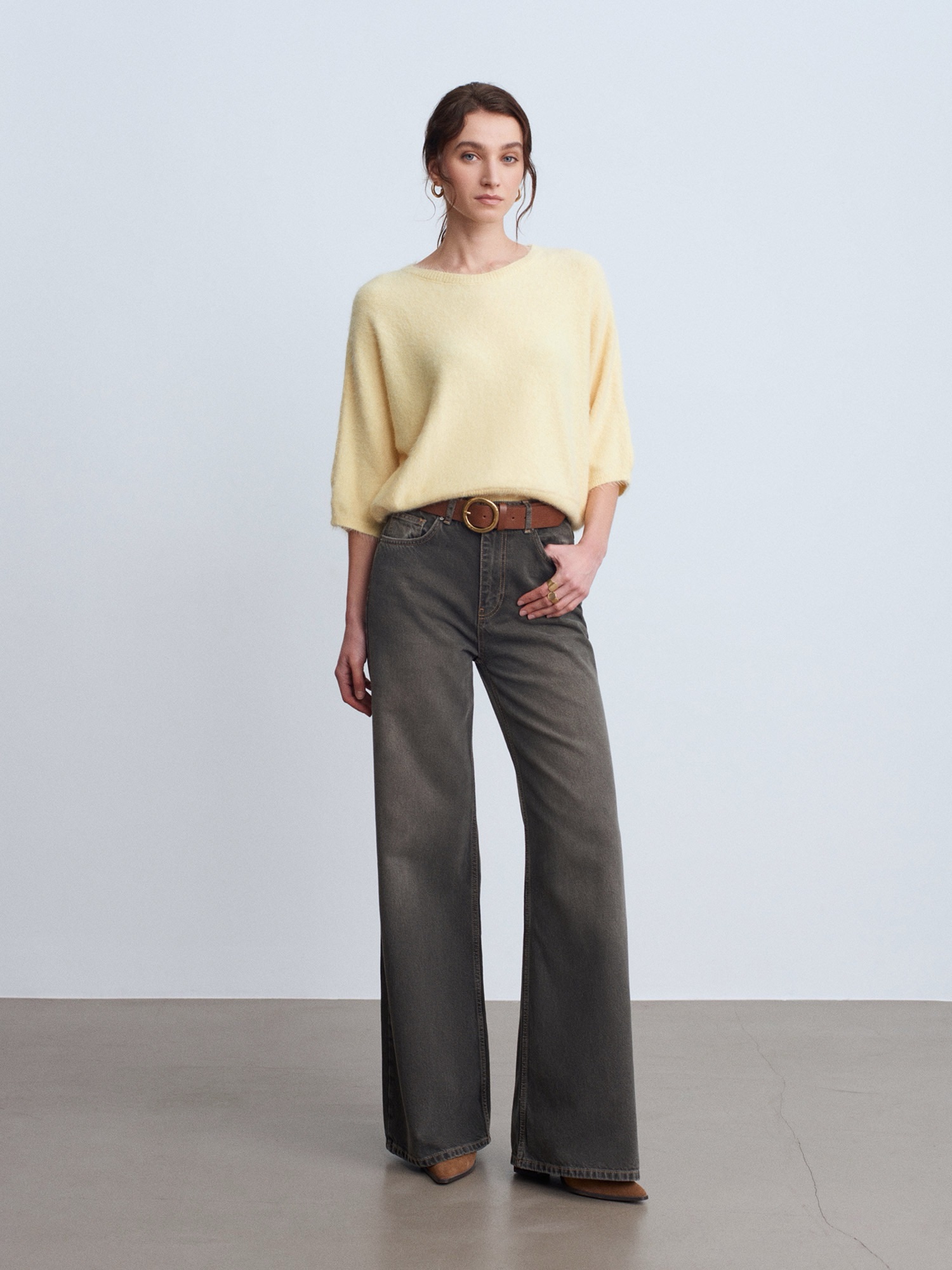 Smoky Grey Wide-Leg Denim - Image 4