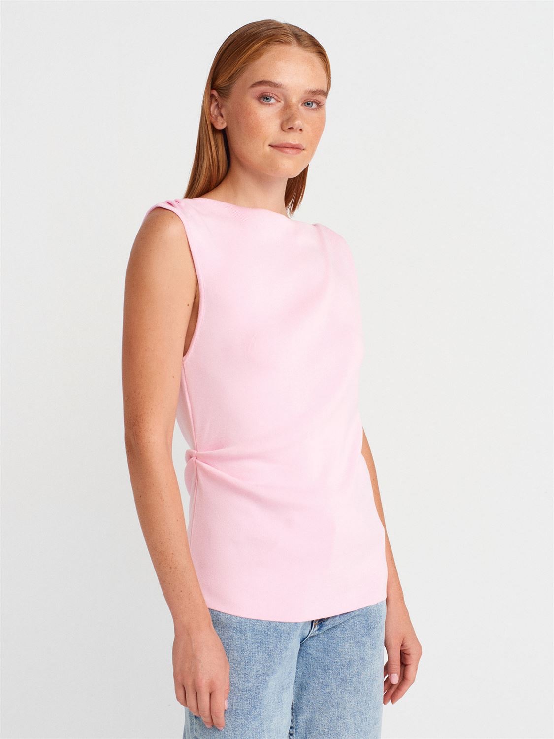 Élan Sculpt Top- pink - Image 5
