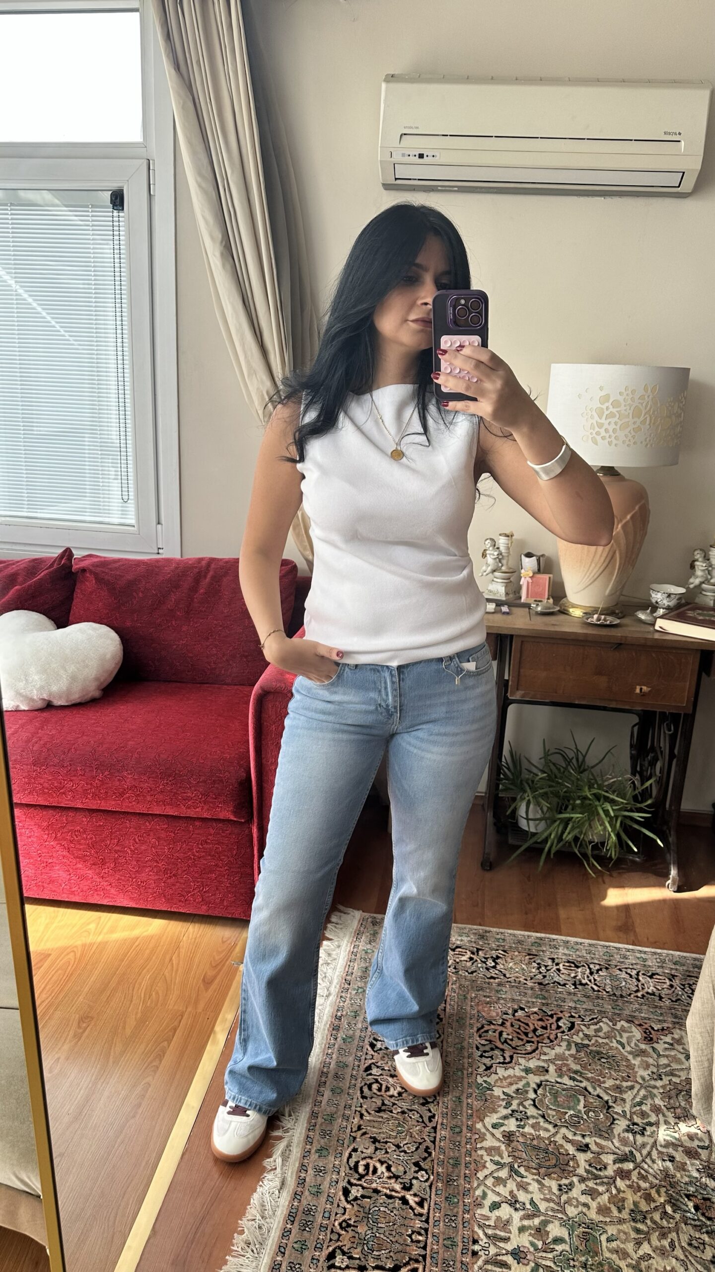 Lumière Soft Flare Jeans-low waist - Image 6