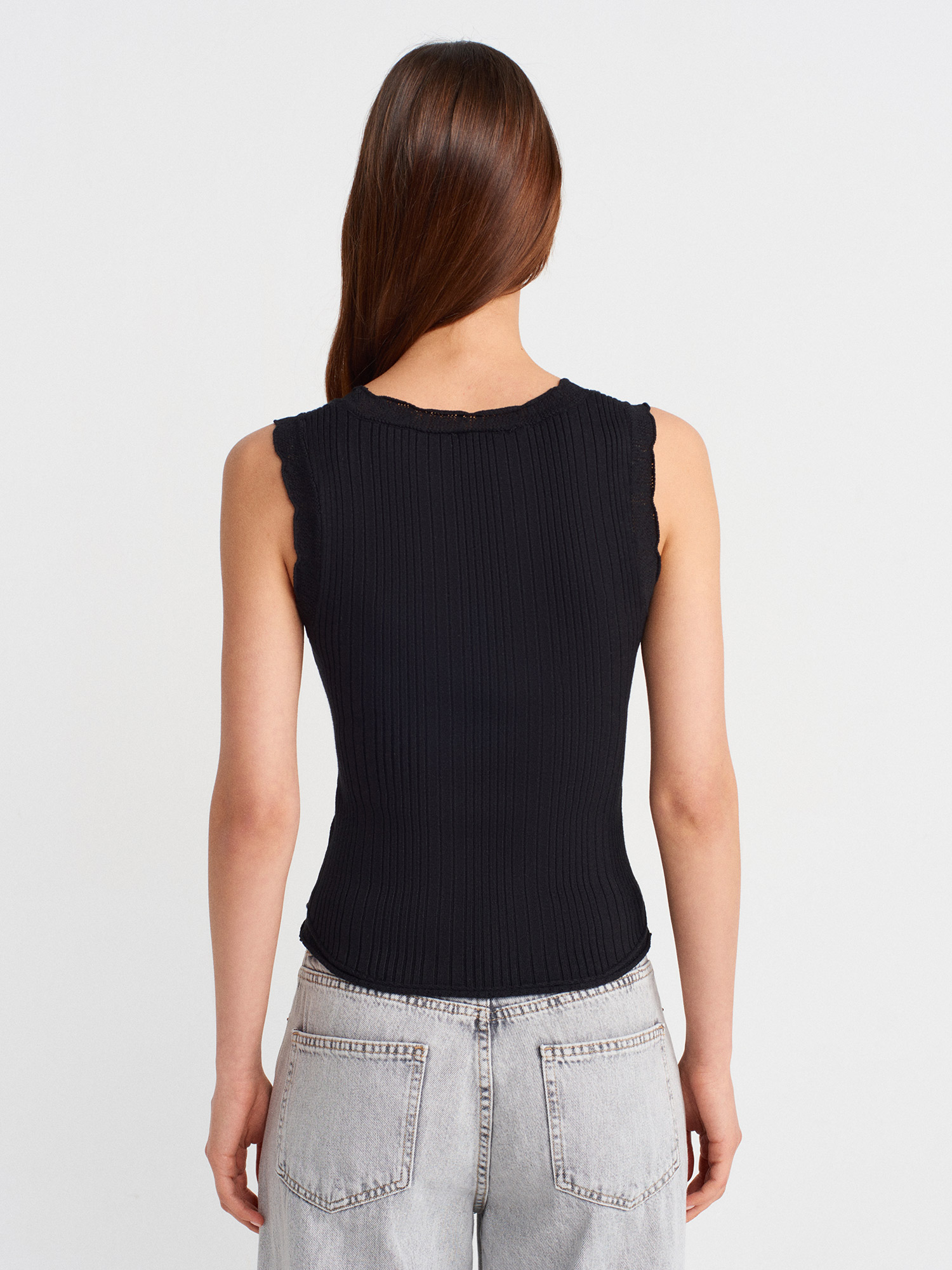 Fine Knit Sleeveless Top - Image 4