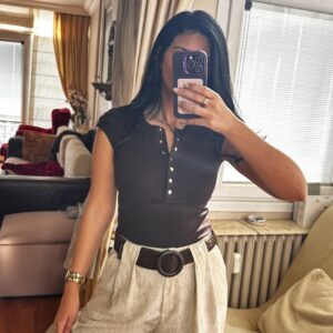 Classic Button Knit Top- chocolate brown